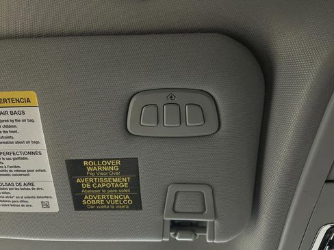 Used 2022 Lincoln Corsair AWD w/ Premium Package image 29