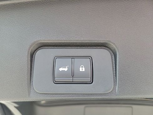 New 2026 Nissan Rogue SV image 21