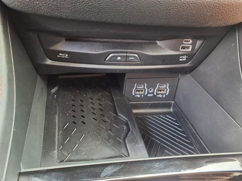 New 2025 Chrysler Pacifica Pinnacle w/ Trailer Tow Group image 20