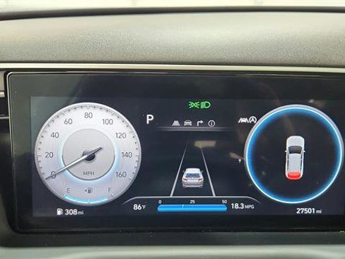 Used 2024 Hyundai Tucson Limited image 17