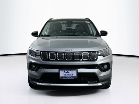 Used 2022 Jeep Compass Limited AWD/4WD image 2