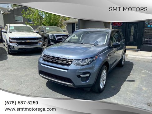 Used 2018 Land Rover Discovery Sport SE image 1