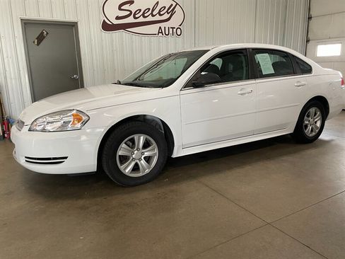 Used 2015 Chevrolet Impala Limited LS FWD image 2