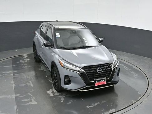 Used 2023 Nissan Kicks SR w/ SR Premium Package image 43