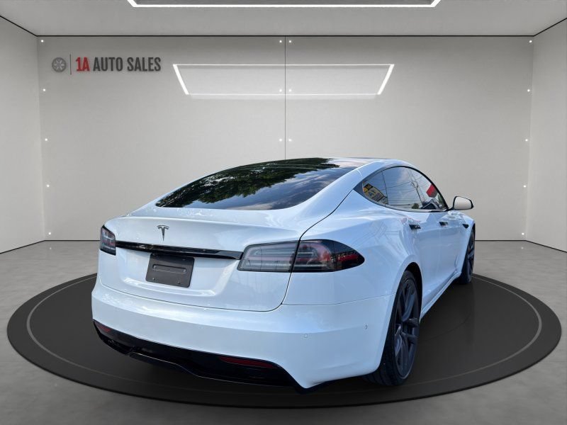 Used 2022 Tesla Model S AWD/4WD image 5