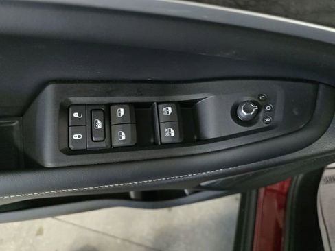 New 2026 Jeep Grand Cherokee L Limited AWD/4WD image 33