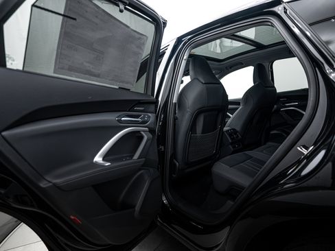 New 2025 Audi Q5 Premium Plus image 17