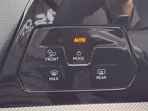 Used 2025 Volkswagen Golf w/ Euro Style Package AWD/4WD image 16