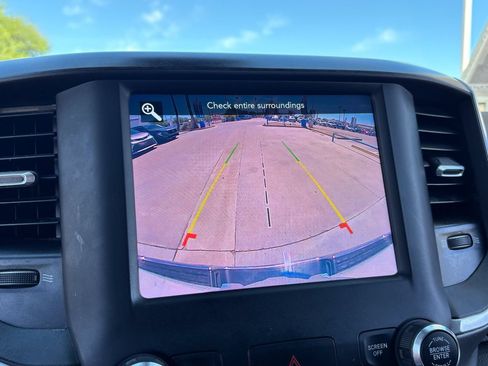 Used 2021 RAM 1500 Big Horn RWD image 21