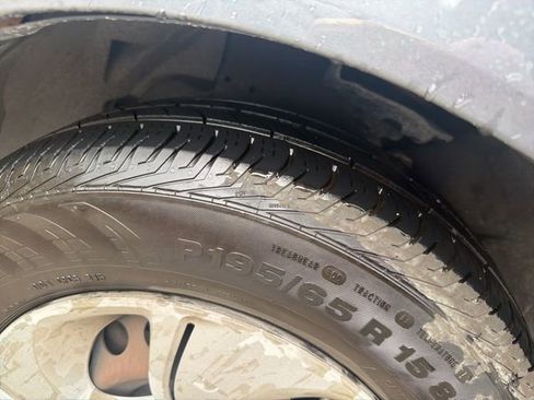 Used 2013 Honda Civic LX image 10