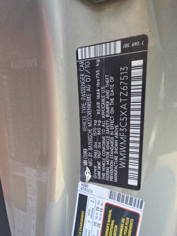 Used 2010 MINI Cooper Hardtop w/ Premium Pkg FWD image 40