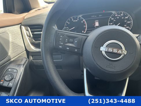 Used 2023 Nissan Rogue S FWD image 20