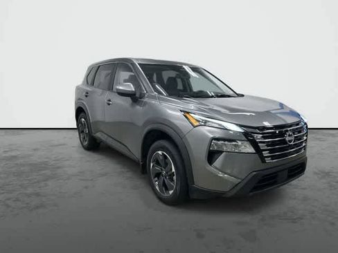 Used 2024 Nissan Rogue SV AWD/4WD image 6