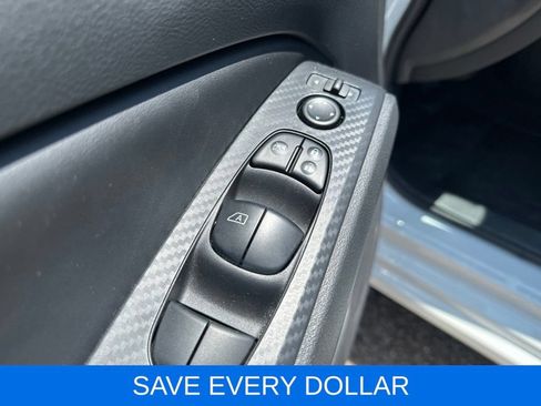 Used 2024 Nissan Altima 2.5 SV w/ SV Premium Package FWD image 8
