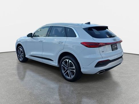 Used 2025 Audi Q5 Premium Plus w/ Premium Plus AWD/4WD image 7