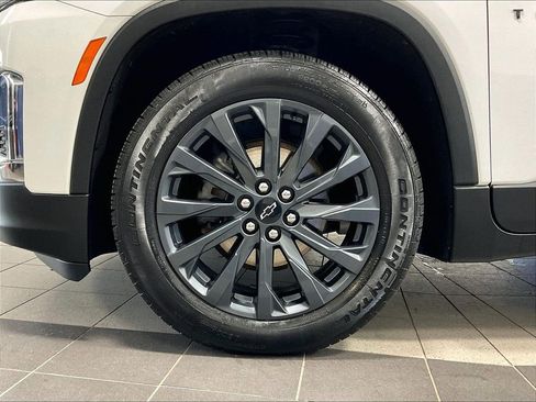 Used 2023 Chevrolet Traverse RS AWD/4WD image 7