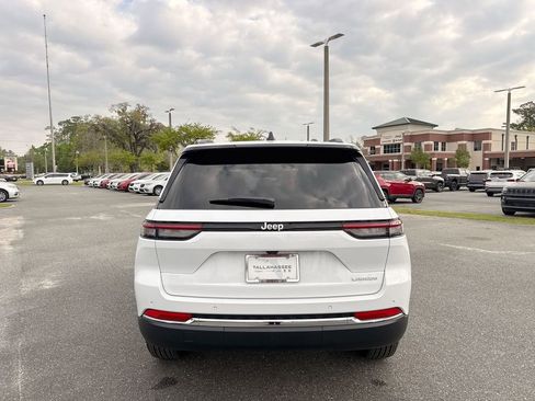 New 2026 Jeep Grand Cherokee Laredo X RWD image 4