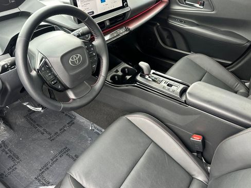 Certified 2024 Toyota Prius Prime Premium image 12