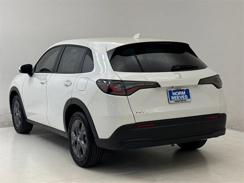 New 2026 Honda HR-V LX image 8