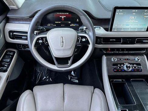 Certified 2022 Lincoln Aviator Grand Touring w/ Equipment Group 301A image 14