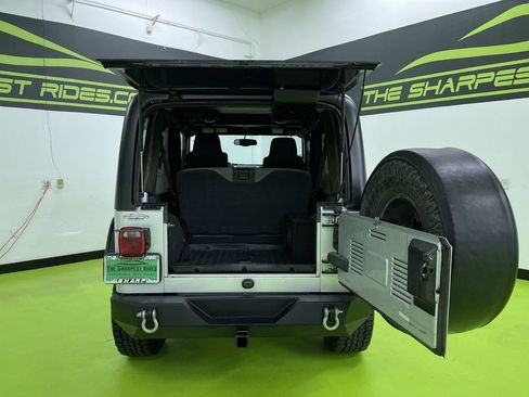 Used 2005 Jeep Wrangler Unlimited AWD/4WD image 9