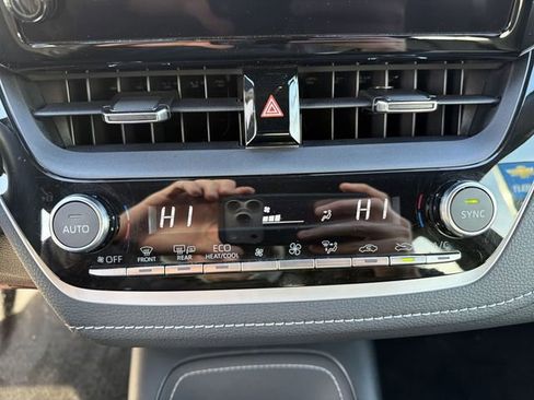 Used 2023 Toyota Corolla XSE image 21