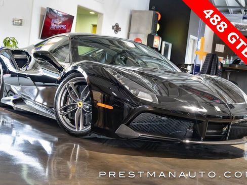 Used 2017 Ferrari 488 GTB image 1