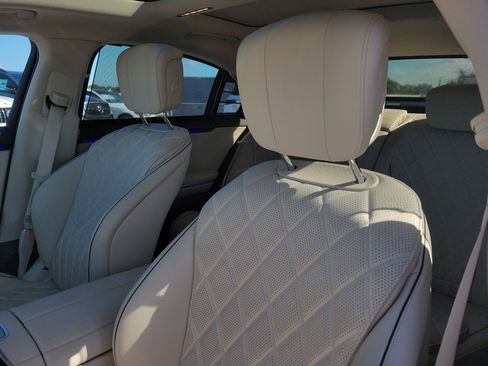 Certified 2023 Mercedes-Benz S 580 4MATIC Sedan image 25