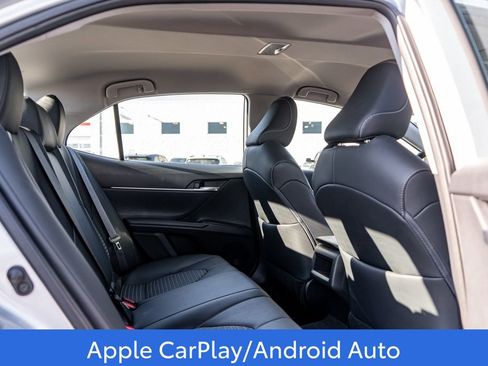 Used 2024 Toyota Camry SE image 14