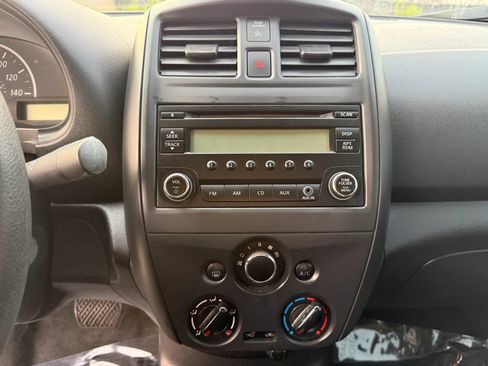 Used 2015 Nissan Versa S Plus FWD image 23