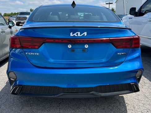 Used 2022 Kia Forte GT-Line w/ GT-Line Premium Package FWD image 5