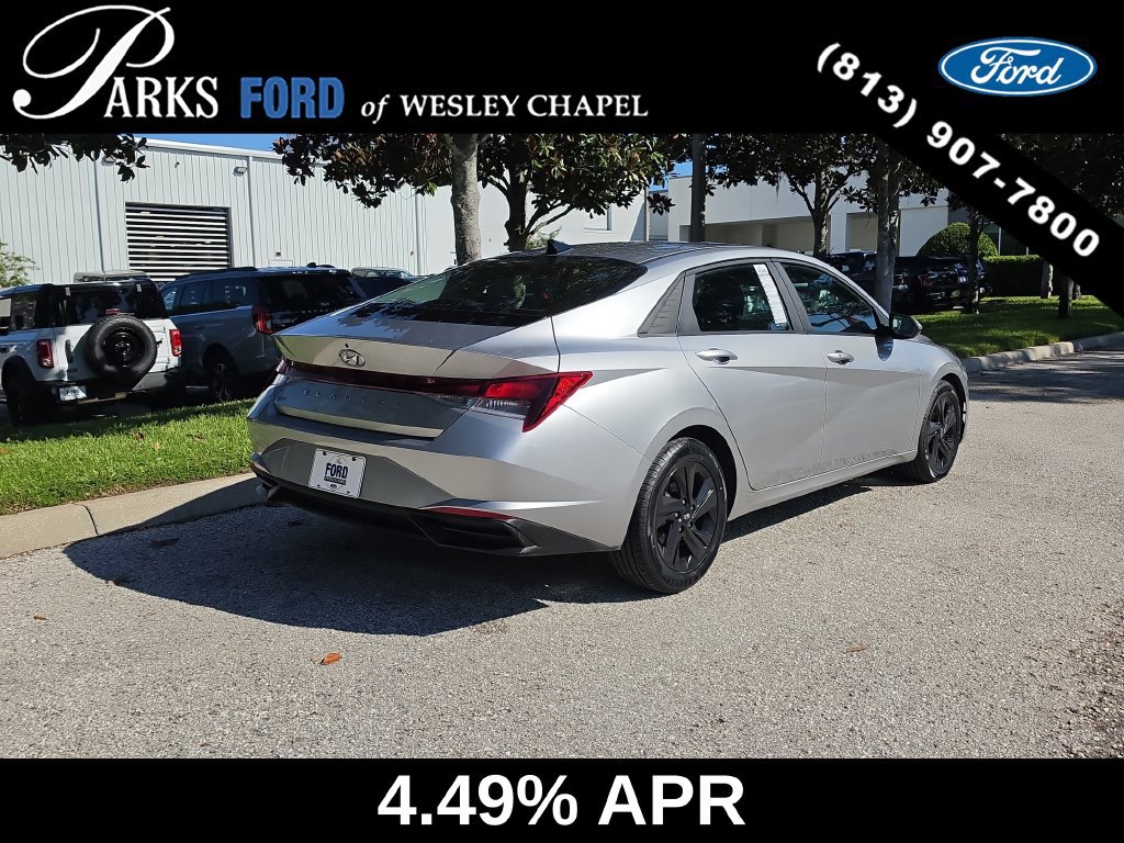 Used 2021 Hyundai Elantra SEL FWD image 5