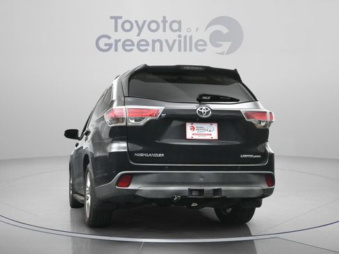 Used 2015 Toyota Highlander Limited Platinum image 13