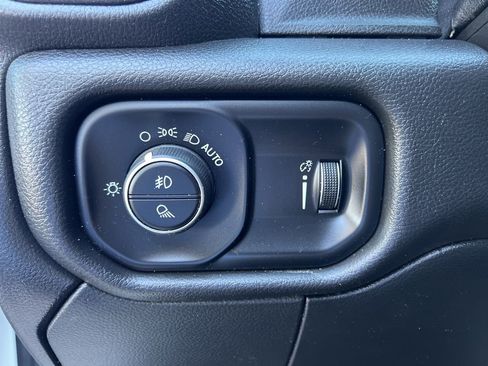 Used 2022 RAM 2500 Tradesman image 24