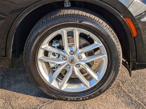 Used 2024 Dodge Durango GT image 11
