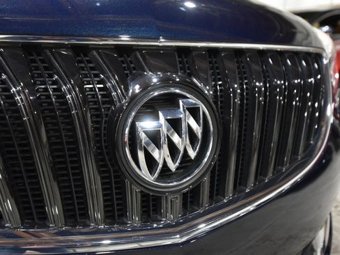 Used 2016 Buick Regal image 3