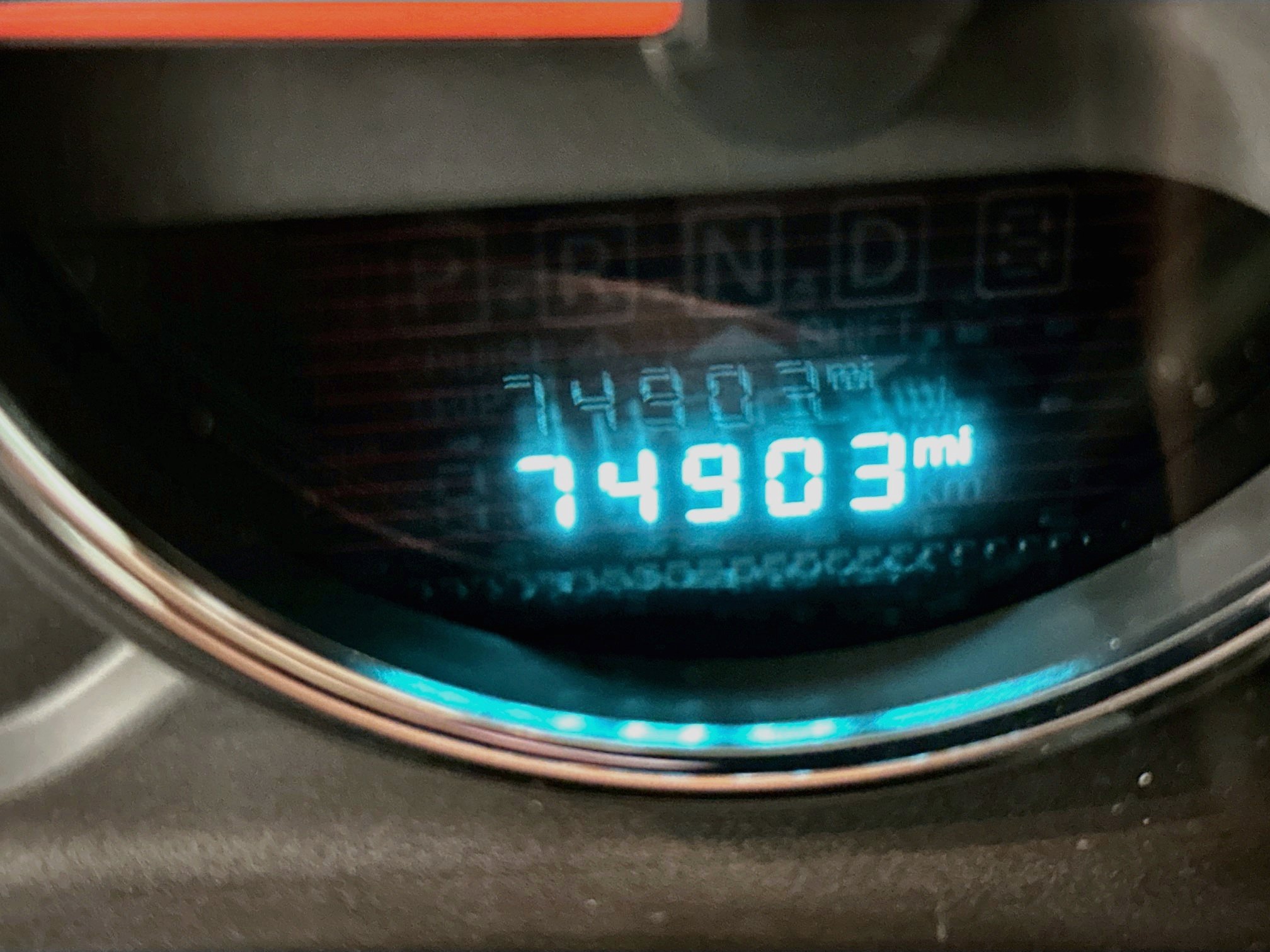 Used 2018 Jeep Wrangler Unlimited Sahara w/ Connectivity Group AWD/4WD image 19