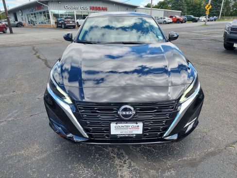 New 2025 Nissan Altima 2.5 SV w/ SV Premium Package image 3