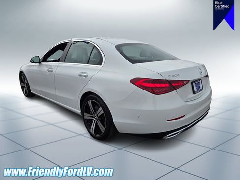 Used 2024 Mercedes-Benz C 300 4MATIC Sedan image 4