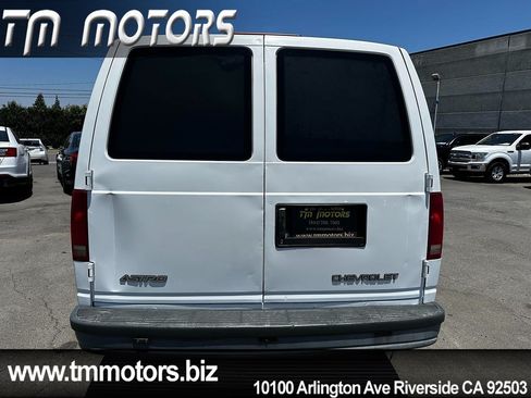 Used 2003 Chevrolet Astro RWD image 5
