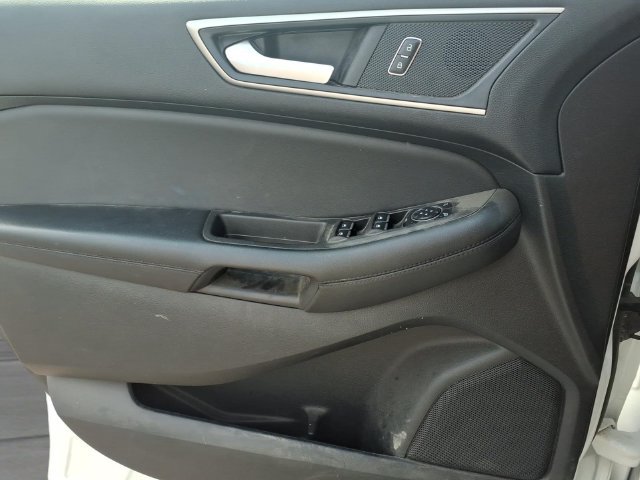Used 2024 Ford Edge SEL AWD/4WD image 14