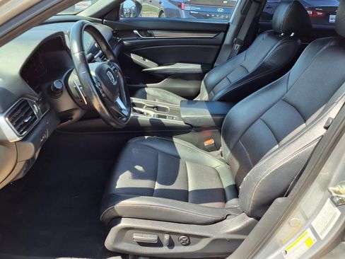 Used 2018 Honda Accord Sport image 24