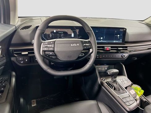 New 2026 Kia Sportage SX image 24