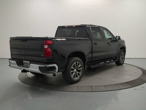 Used 2025 Chevrolet Silverado 1500 LT AWD/4WD image 8