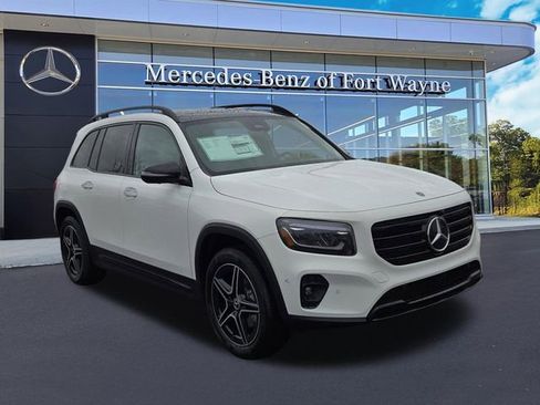 New 2026 Mercedes-Benz GLB 250 4MATIC image 1