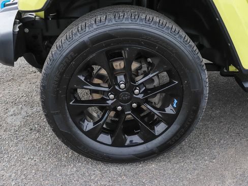 Used 2023 Jeep Wrangler Sahara w/ Cold Weather Group image 13