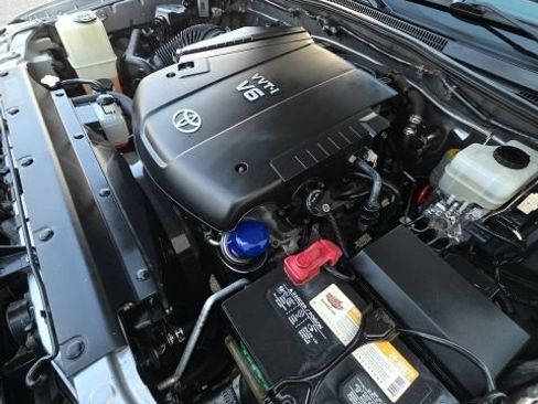 Used 2014 Toyota Tacoma 4x4 Double Cab w/ TRD Off-Road Package image 20