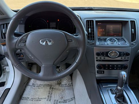 Used 2010 INFINITI G37 x Sedan w/ Premium Pkg AWD/4WD image 10
