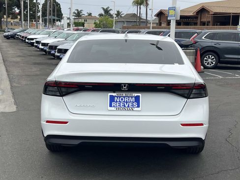 Used 2023 Honda Accord EX image 23