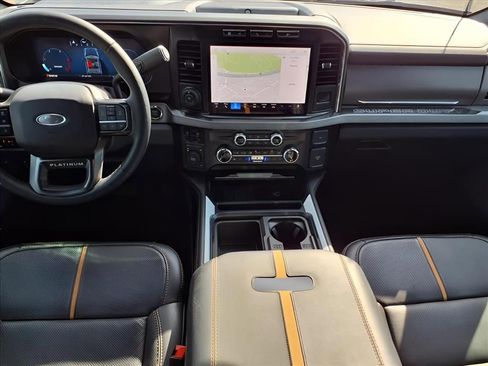 Used 2024 Ford F450 Platinum image 4